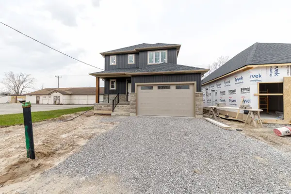 1129 Dipietro ST, Fort Erie, ON L2A 4J4