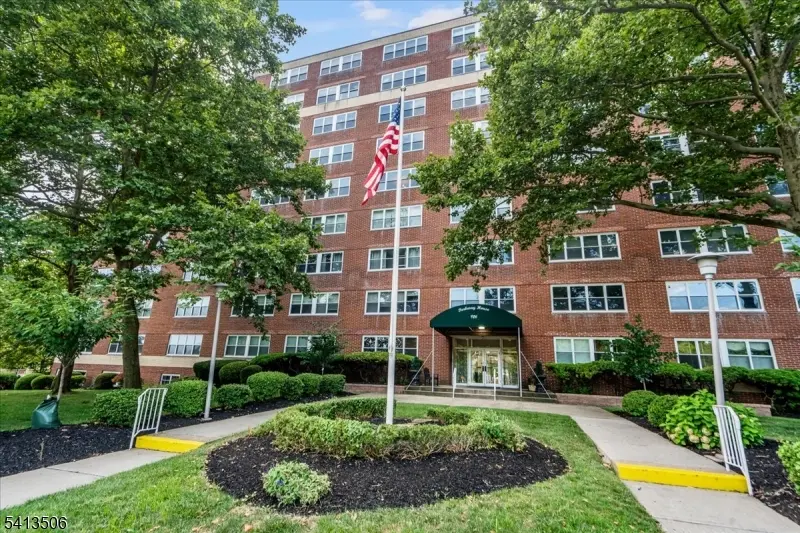 926 Bloomfield Ave #5E, Glen Ridge Boro Twp., NJ 07028