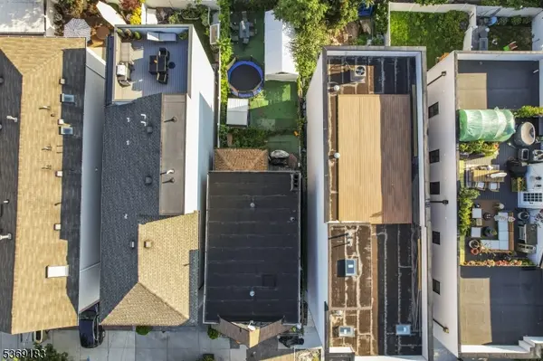 97 Thorne St, Jersey City, NJ 07307