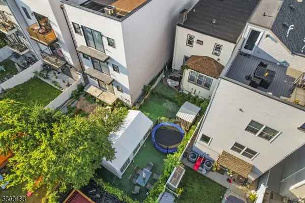 97 Thorne St, Jersey City, NJ 07307