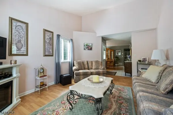 10 Wind Meadow Trl, Hardyston Twp., NJ 07419