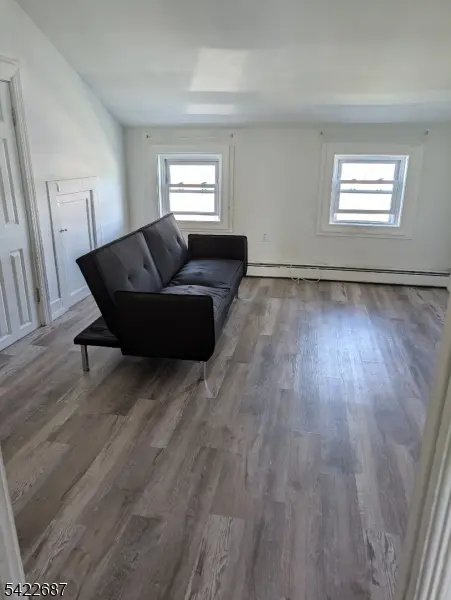 1246 Waverly Pl #3, Elizabeth City, NJ 07208