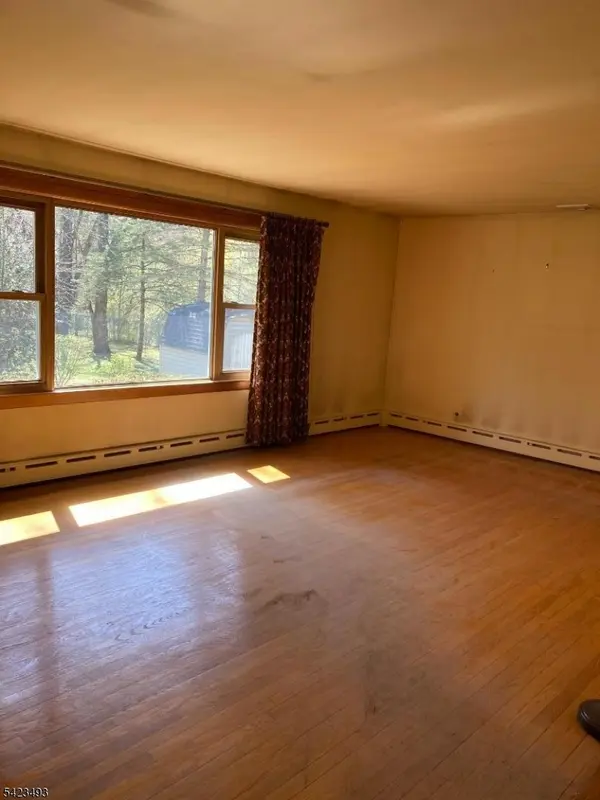 724 Mill Ln, Hillsborough Twp., NJ 08844