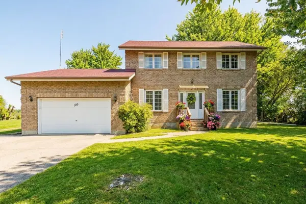 100 Canyon DR, Carp - Dunrobin - Huntley - Fitzroy And Area, ON K0A 2H0