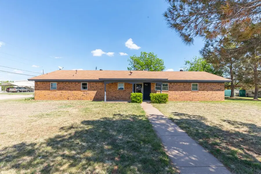 903 Ave Q, Anson, TX 79501