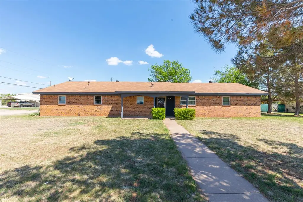 903 Ave Q, Anson, TX 79501