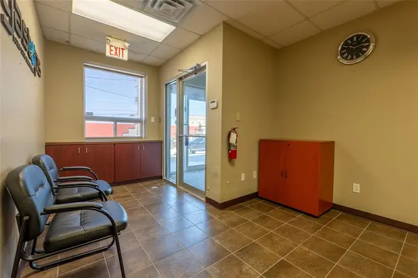 146 Glencoe Drive, Mount Pearl, NL A1N 4S7