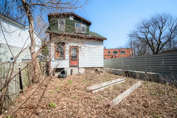 142 Audrey AVE, Toronto E06, ON M1N 2Y1