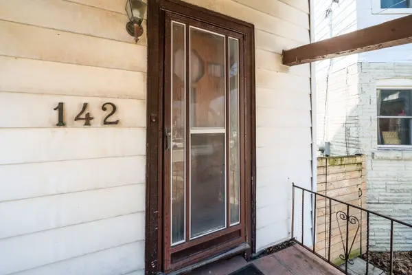 142 Audrey AVE, Toronto E06, ON M1N 2Y1