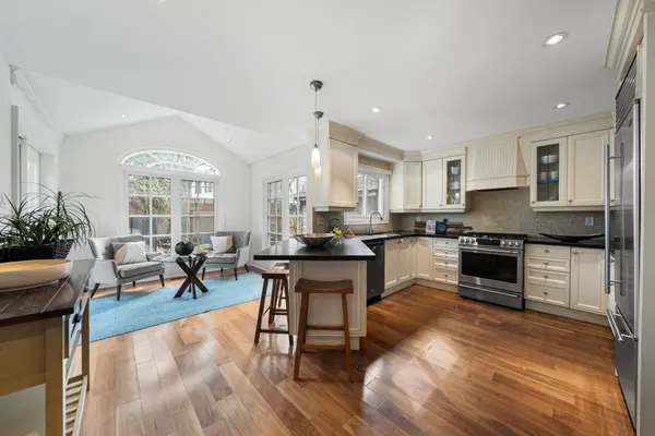 55 Riverside BLVD, Vaughan, ON L4J 1H8