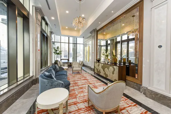 30 Elm DR W #3405, Mississauga, ON L5B 0N6