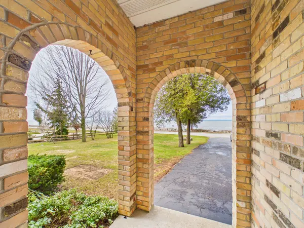 45 Goderich ST, Kincardine, ON N2Z 2L2