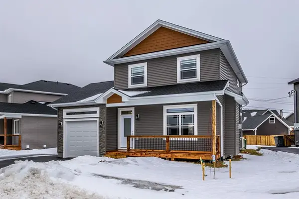 27 Lakewynds Drive, Paradise, NL A1L 4G1
