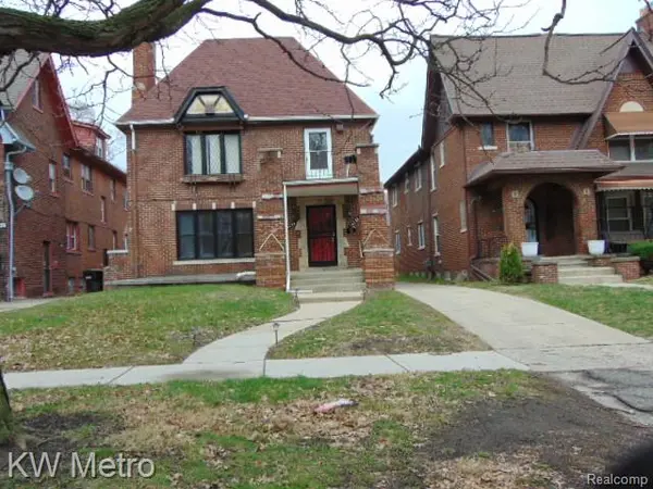 16232 La Salle AVE, Detroit, MI 48221