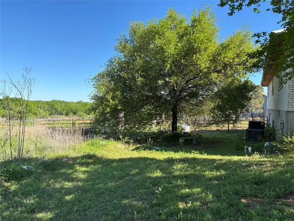 5355 Banks Road, Fort Worth, TX 76140