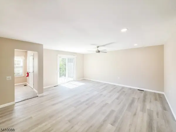 3D John Adams Ct, Monroe Twp., NJ 08831