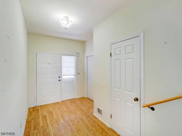 184 Patriots Rd, Parsippany-troy Hills Twp., NJ 07950