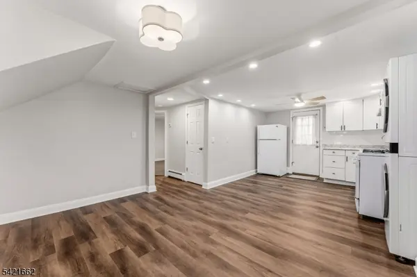 11 Czaplicki St, Manville Boro, NJ 08835