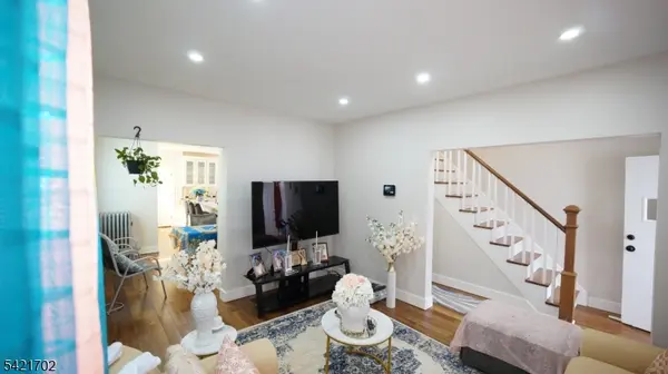 169 Oakwood Pl, City Of Orange Twp., NJ 07050