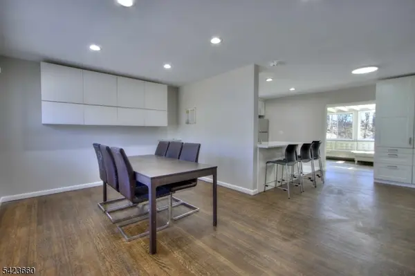 15 John St, Passaic City, NJ 07055