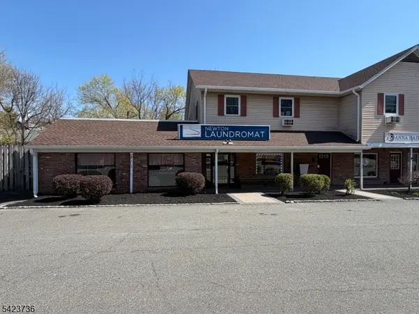 277 Spring St, Newton Town, NJ 07860