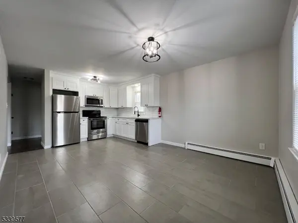 293 A-B Center St #2, Roxbury Twp., NJ 07850