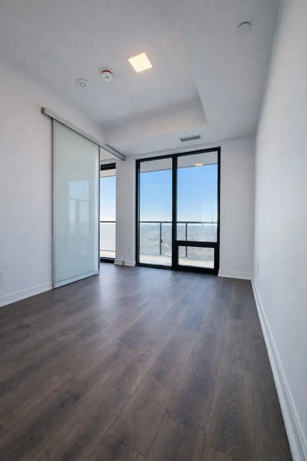 29 Green Trail CT #2605, Toronto C15, ON M2K 1E3