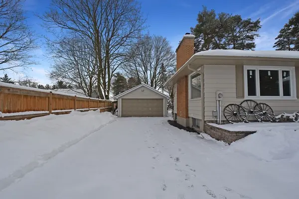 5373 Aurora RD, Whitchurch-stouffville, ON L4A 3K2