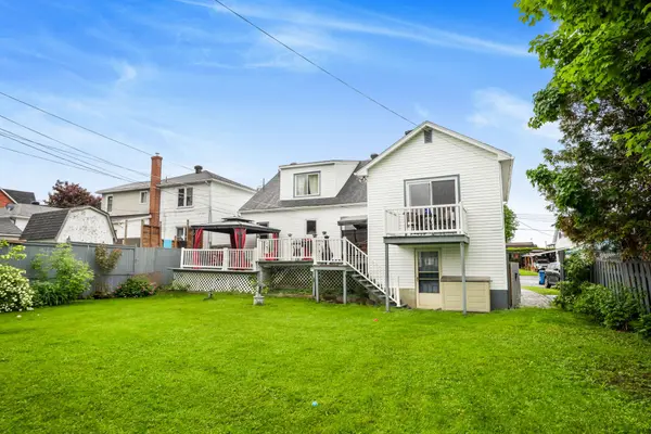 421-423 GARNEAU ST, Hawkesbury, ON K6A 1M6