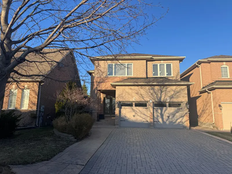 5 Rochester Hill ST, Richmond Hill, ON L4S 2M6