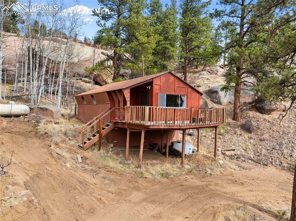553 Arrowhead RD, Florissant, CO 80816