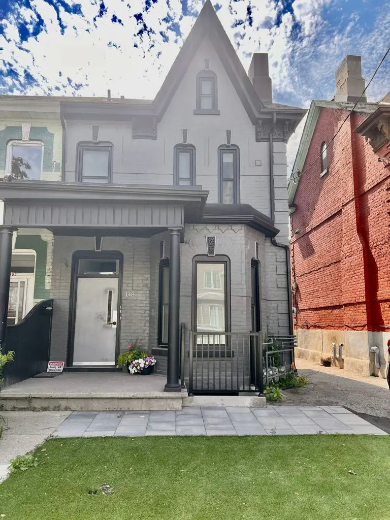 148 Dovercourt RD #Lower, Toronto C01, ON M6J 3C4