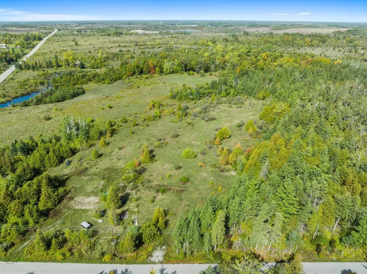 2 Talbot River RD, Kawartha Lakes, ON K0M 2T0