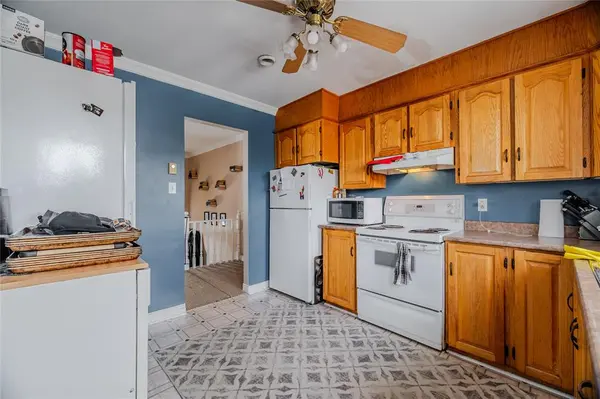 69 Holden Street, Mount Pearl, NL A1N 3G9