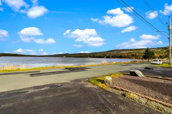 36 Fourth Pond, Goulds, NL A1S1E9