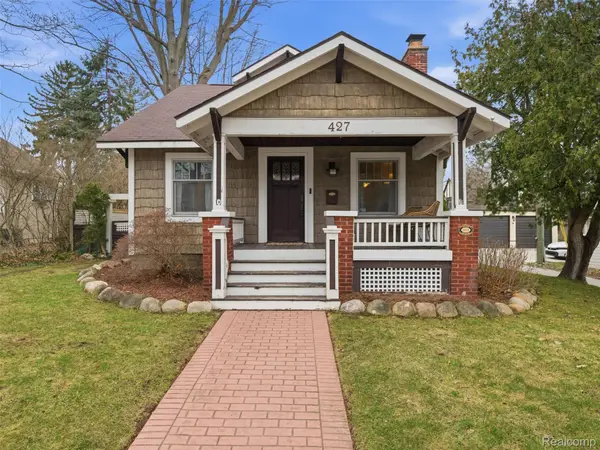 427 Wilcox ST, Rochester, MI 48307