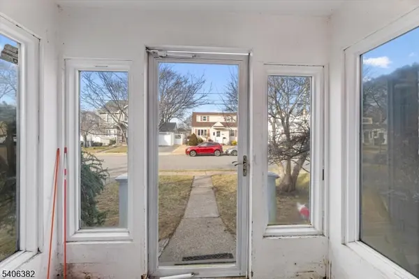 39-02 Taylor Rd, Fair Lawn Boro, NJ 07410