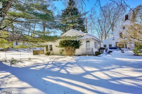 59 Furnace Rd #A, Chester Twp., NJ 07930