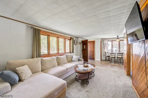 181 E Pleasant Grove Rd, Jackson Twp., NJ 08527