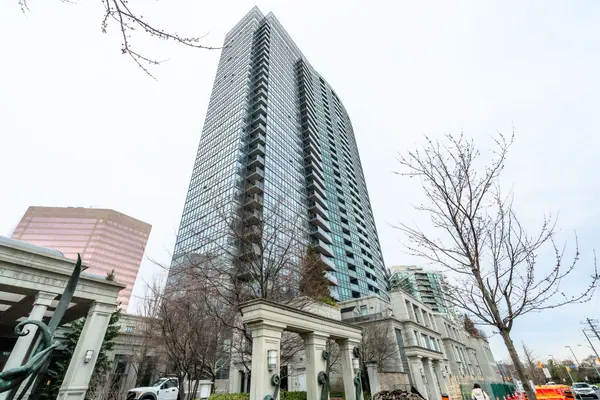 15 Greenview AVE #2408, Toronto C07, ON M2M 4M7