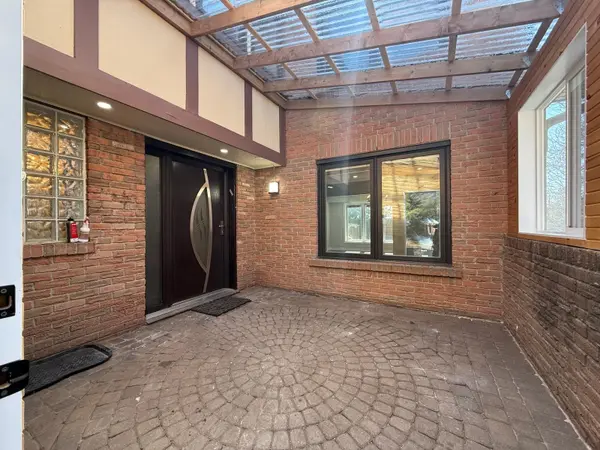 7 Mcmorran CRES, Vaughan, ON L4J 2T4