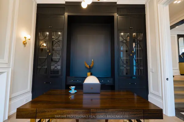 21 Birch AVE, Richmond Hill, ON L4C 6C4