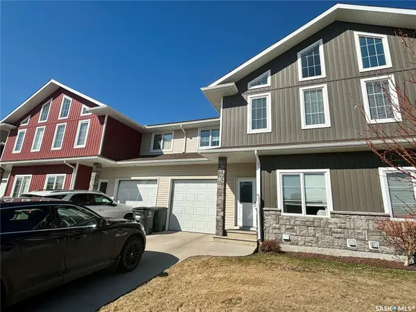104 Atton CRESCENT, Saskatoon, SK S7W 0N9