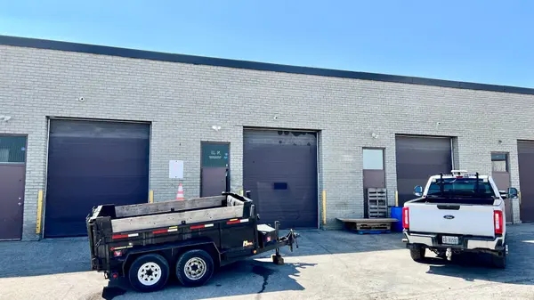 1730 Steeles AVE E #10-12, Brampton, ON L6T 1A4