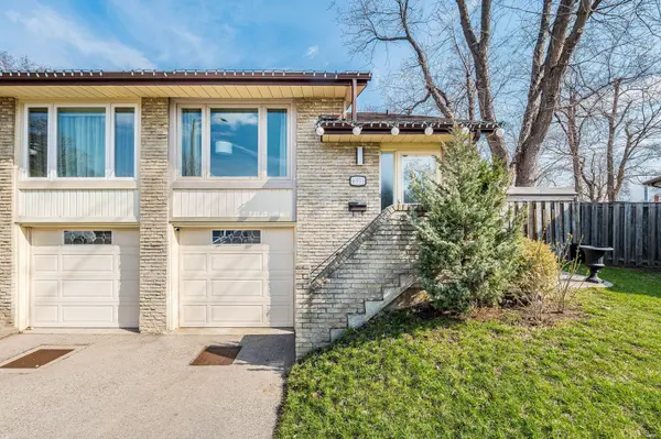 6953 Cherbourg GDNS, Mississauga, ON L5N 1M9