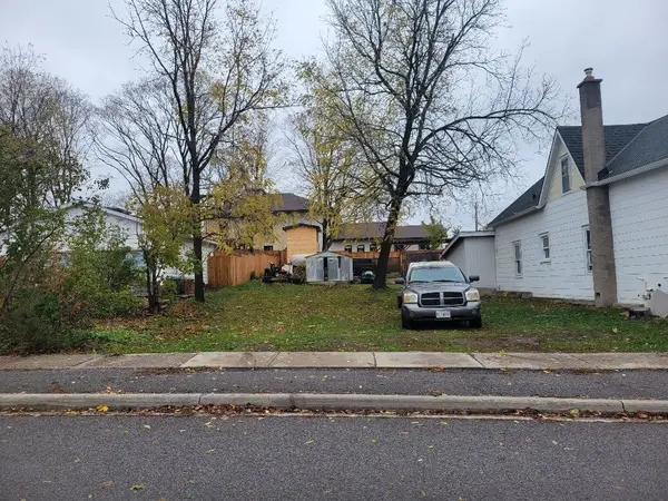 11 Low ST, Prince Edward County, ON K0K 2T0