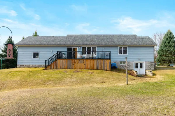 1561 Blue Church RD, Augusta, ON K0E 1T0