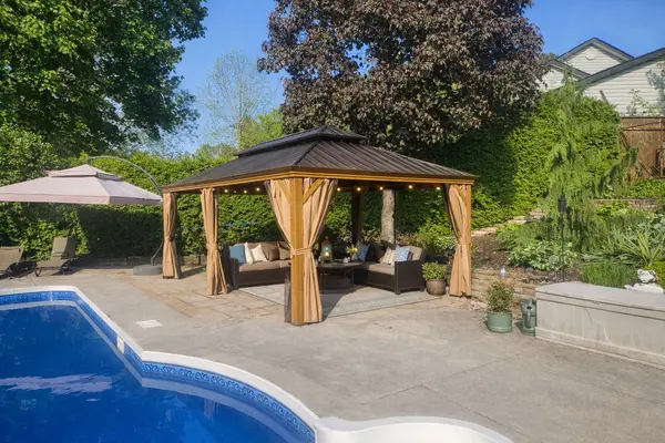 9 Teepee CT, Kawartha Lakes, ON K9V 4R6