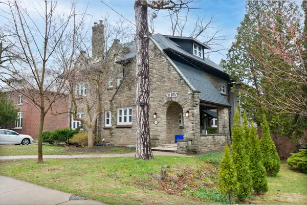 290 Huron ST, London East, ON N6A 2J9