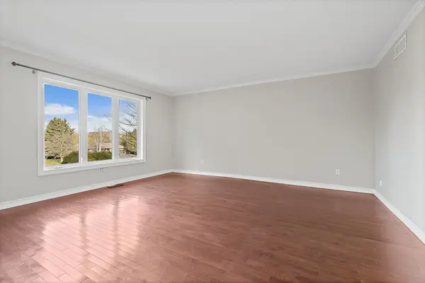 16 PATRICK DR, Erin, ON N0B 1T0